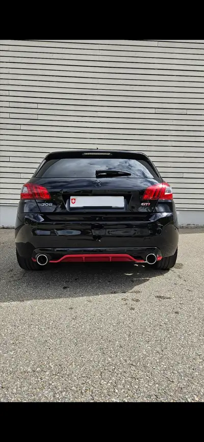 Peugeot 308 1.6 PureTech GTi — 262 ch dynamique, sans sinistre, avec garantie — interni
