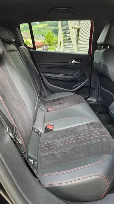 Peugeot 308 1.6 PureTech GTi — 262 ch dynamique, sans sinistre, avec garantie — Miniatura 14