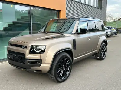 Land Rover Defender 110 V8 Octa — Le SUV ultime avec moteur 635 ch et garantie 5 ans — rear view