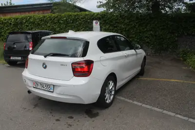 BMW 116i — Citadine compacte fiable, 120'000 km, transmission manuelle — Innenraum