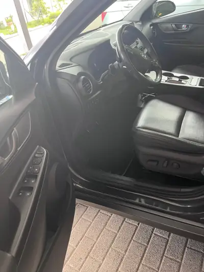 Hyundai Kona Electric Vertex — SUV compact électrique 204 ch, 126 000 km — intérieur
