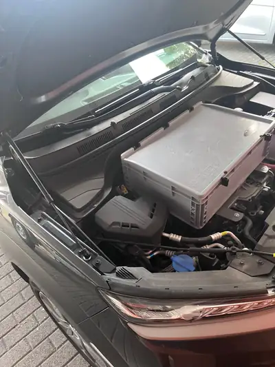 Hyundai Kona Electric Vertex — SUV compact électrique 204 ch, 126 000 km — Miniature 9