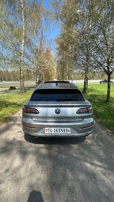 VW Arteon Elegance DSG — Monospace premium, phares Matrix, 46 800 km seulement — Armaturenbrett