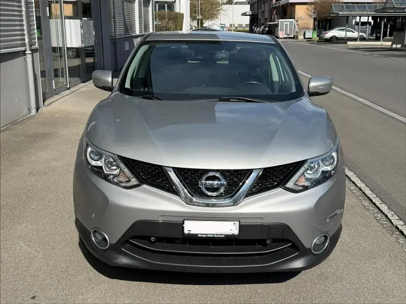 Nissan Qashqai 1.2 DIG-T — SUV compact fiable, 80 000 km, sans accident — vista esterna