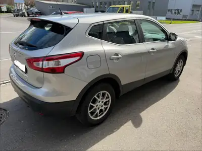 Nissan Qashqai 1.2 DIG-T — SUV compact fiable, 80 000 km, sans accident — fianco