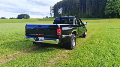 DODGE Ram 3500 Dually — Mastodonte américain 7.0L, 300 ch, transmission manuelle — Miniatur 9