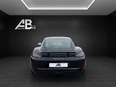 Porsche 718 Cayman S — Coupé sportif 350 ch, état irréprochable, sans accident — Innenraum