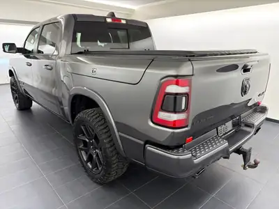 Dodge Ram 1500 3.0 EcoDiesel Laramie — Pick-up premium, première main, entretien complet — side view