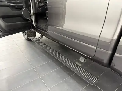 Dodge Ram 1500 3.0 EcoDiesel Laramie — Pick-up premium, première main, entretien complet — dashboard