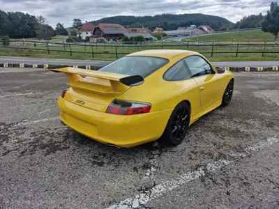 Porsche 911 GT3 3.6 — Légendaire sportive 2003, 29'900 km seulement — Seitenansicht