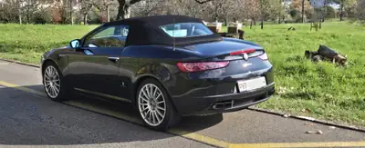 Alfa Romeo Spider 3.2 JTS V6 — Cabriolet légendaire, 260 ch, état impeccable — rear view