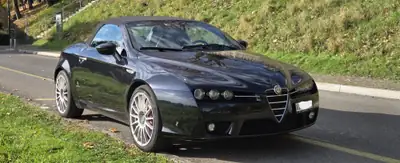 Alfa Romeo Spider 3.2 JTS V6 — Cabriolet légendaire, 260 ch, état impeccable — detail