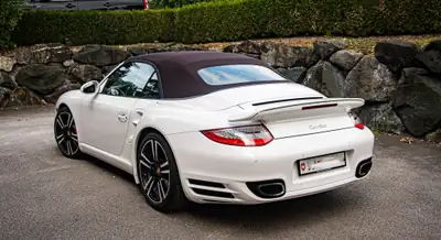 Porsche 911 Cabrio Turbo PDK — 500 ch, cabriolet mythique, 49 500 km seulement — Detail