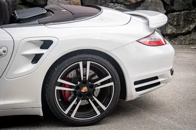 Porsche 911 Cabrio Turbo PDK — 500 ch, cabriolet mythique, 49 500 km seulement — Miniatur 9