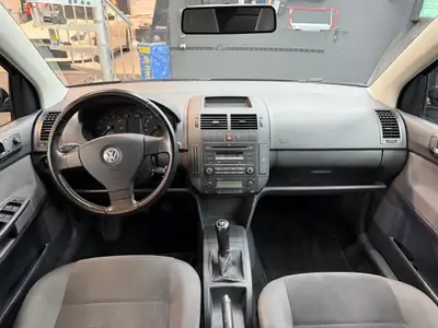 VW Polo 1.2 12V Comfortline — Citadine fiable, grand service récent et pneus neufs — Thumbnail 7