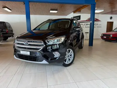 Ford Kuga 2.0 TDCi Trend+ 4WD — SUV robuste, 4x4 intégral et faible kilométrage — côté
