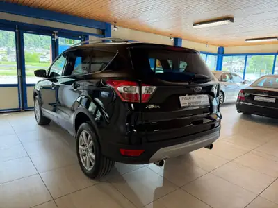 Ford Kuga 2.0 TDCi Trend+ 4WD — SUV robuste, 4x4 intégral et faible kilométrage — Miniature 7