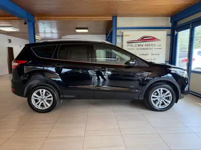 Ford Kuga 2.0 TDCi Trend+ 4WD — SUV robuste, 4x4 intégral et faible kilométrage — Miniature 11