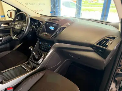 Ford Kuga 2.0 TDCi Trend+ 4WD — SUV robuste, 4x4 intégral et faible kilométrage — Miniature 19