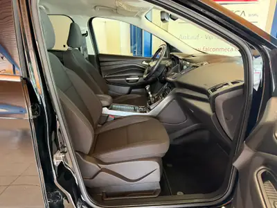 Ford Kuga 2.0 TDCi Trend+ 4WD — SUV robuste, 4x4 intégral et faible kilométrage — Miniature 20