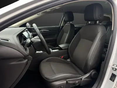 Opel Insignia 2.0 CDTI Sports Tourer — Break diesel fiable, entretien à jour — Miniatura 7