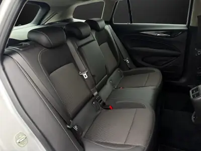 Opel Insignia 2.0 CDTI Sports Tourer — Break diesel fiable, entretien à jour — Miniatura 15