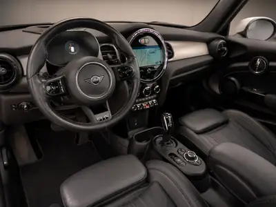 MINI Cooper S 2.0i Multitone Edition — Dynamique et équipée, 42'000 km seulement — Armaturenbrett