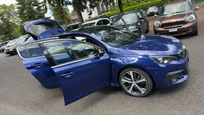 Peugeot 308 1.6 THP GT — Compacte dynamique 205 ch, essence & finition premium — Miniature 13