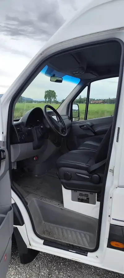 Mercedes-Benz Sprinter 2.2 CDI 163 — Utilitaire polyvalent, caméra de recul et navigation intégrée — dettaglio