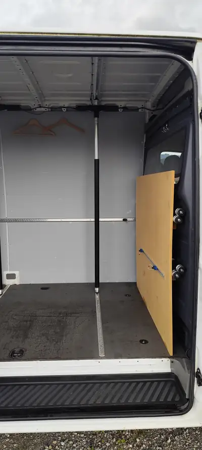 Mercedes-Benz Sprinter 2.2 CDI 163 — Utilitaire polyvalent, caméra de recul et navigation intégrée — Miniatura 8