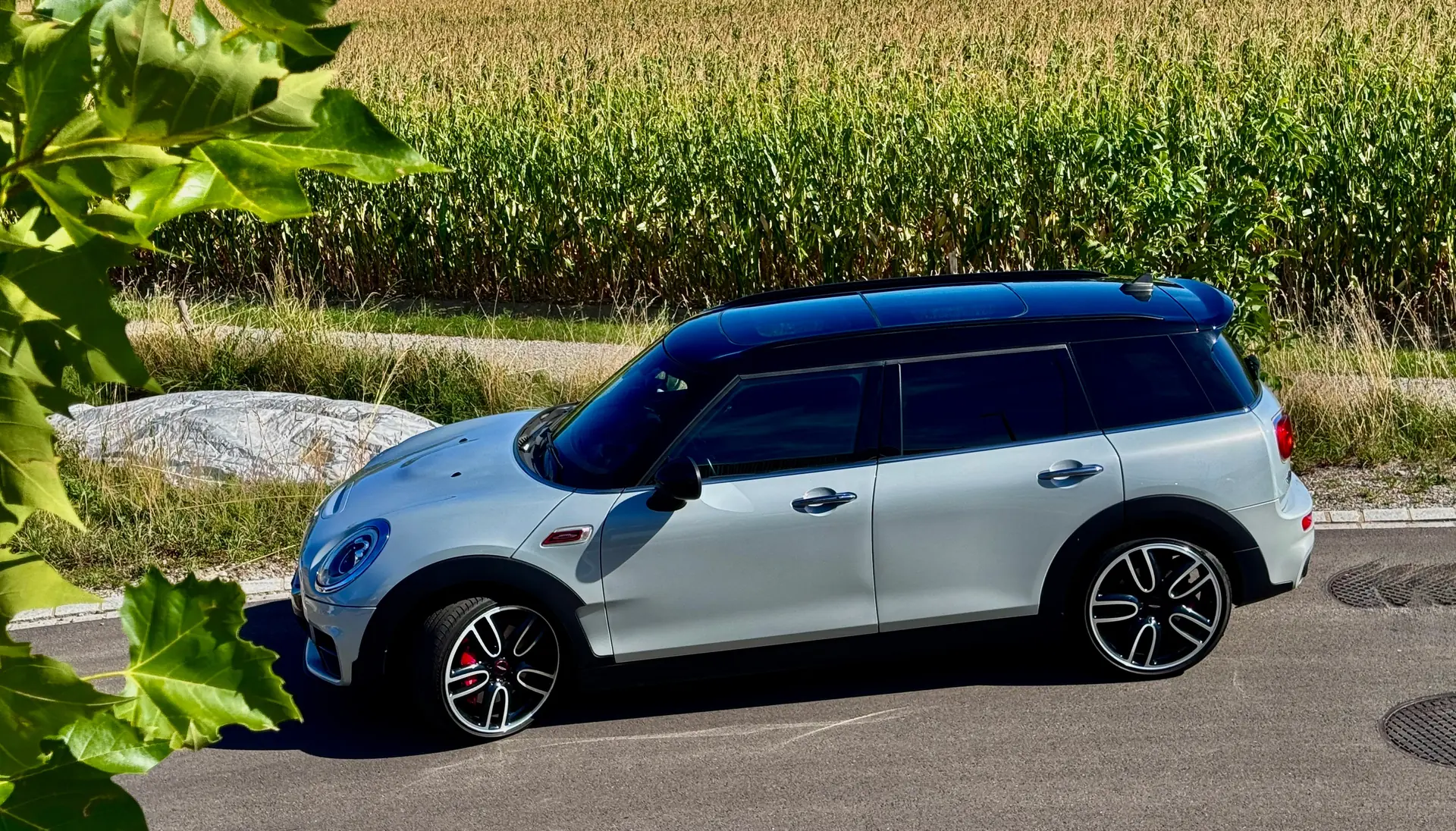 MINI Clubman 2.0i John Cooper Works ALL4 — Sportive polyvalente, 231 ch et transmission automatique — vista esterna