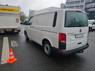 VW T6.1 2.0 TDI 110 — Utilitaire polyvalent, entretien réduit et fiable — fianco