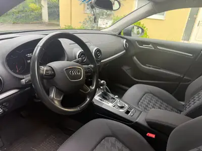 Audi A3 1.4 TFSI — Berline compacte performante, 81 000 km seulement — dashboard