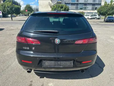 Alfa Romeo 159 SW 1.8 TBi 200 ch — Motorisation révisée, break élégant — tableau de bord
