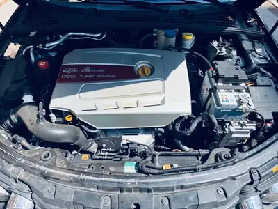 Alfa Romeo 159 SW 1.8 TBi 200 ch — Motorisation révisée, break élégant — Miniature 11