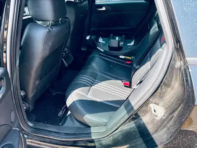 Alfa Romeo 159 SW 1.8 TBi 200 ch — Motorisation révisée, break élégant — Miniature 10