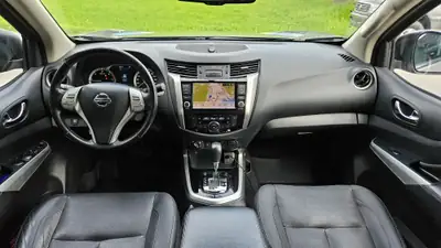 Nissan Navara 2.3 dCi Double Cab Tekna — Pickup robuste, entretien frais, 8 pneus inclus — Miniatur 9