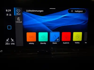 VW Golf 8 GTI 2.0 TSI — Sportive mythique, boîte manuelle, 245 ch — Miniature 19
