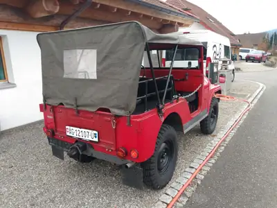 Jeep CJ Universal 1956 — Cabriolet vintage authentique, 6 places, moteur essence — intérieur