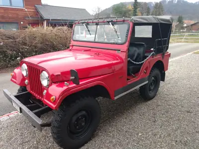 Jeep CJ Universal 1956 — Cabriolet vintage authentique, 6 places, moteur essence — détail