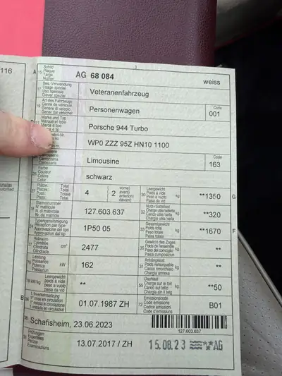 Porsche 944 2.5 Turbo 1987 — Coupé sportif mythique, moteur turbo 220 ch — interni