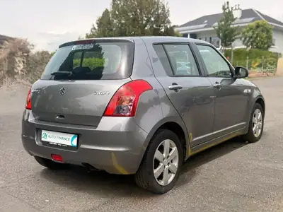 Suzuki Swift 1.3i 16V GL — Citadine fiable et économique, sans accident — détail