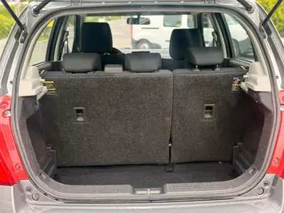 Suzuki Swift 1.3i 16V GL — Citadine fiable et économique, sans accident — Miniature 21