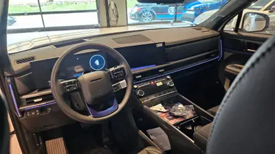 Hyundai Santa Fe 1.6 T-GDi PHEV Calligraphy — SUV 7-places hybride rechargeable, quasi neuf — Thumbnail 19
