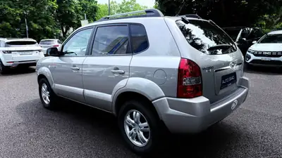 Hyundai Tucson 2.0 Style 4WD — SUV fiable, 75 000 km, sans accident — intérieur