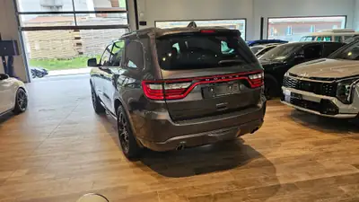 Dodge Durango R/T Hemi 5.7 AWD — SUV 7 places musclé, 43'000 km seulement — Thumbnail 13
