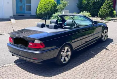 BMW 318Ci 2004 — Cabriolet de prestige, sans accident, sans kilométrage excessif — détail