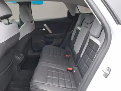 Citroën C4 1.2 PureTech Max 2025 — Berline compacte dynamique, 19 000 km seulement — Miniatur 11