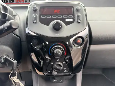 Citroën C1 1.0 VTi Shine Airscape — Citadine maligne, entretien à jour, 8 pneus — Thumbnail 16
