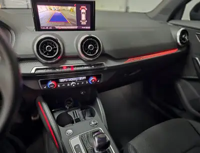 Audi Q2 2.0 TFSI S Line — SUV compact dynamique, 58 000 km, équipements premium — Thumbnail 10